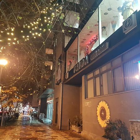 City Center Apartment Tiranë Luaran gambar
